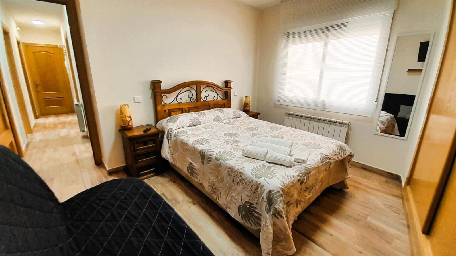 Apartament La Casona Serranillos Zewnętrze zdjęcie