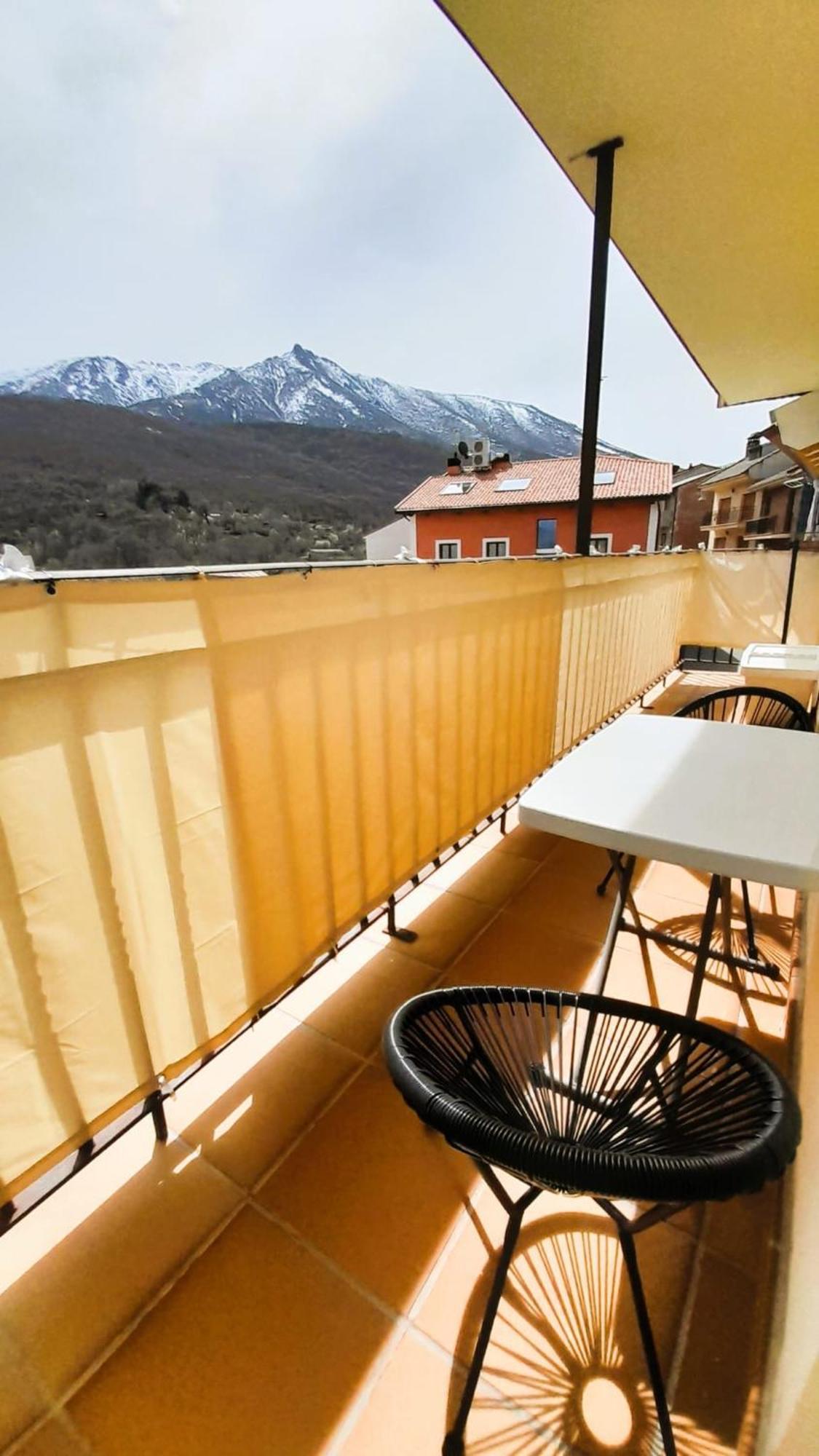 Apartament La Casona Serranillos Zewnętrze zdjęcie